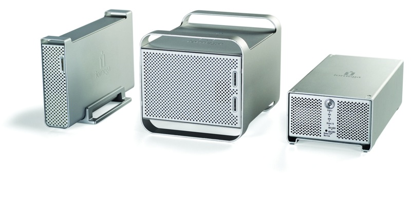 Illustration for article titled Iomega Beefs Up Its Jon Ive-y UltraMax Hard Drive Lineup